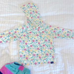 Patagonia Baby Capiline hooded shirt